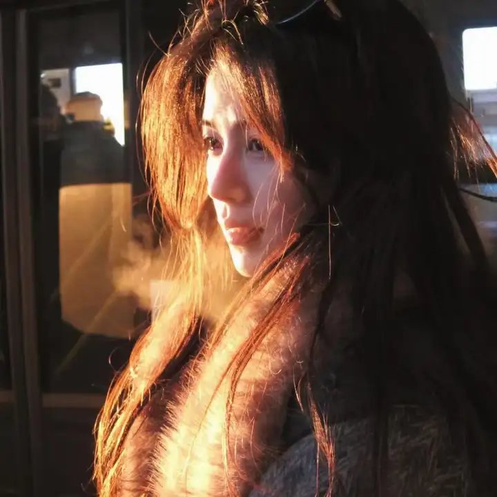 陆机长，姜小姐乘风而行